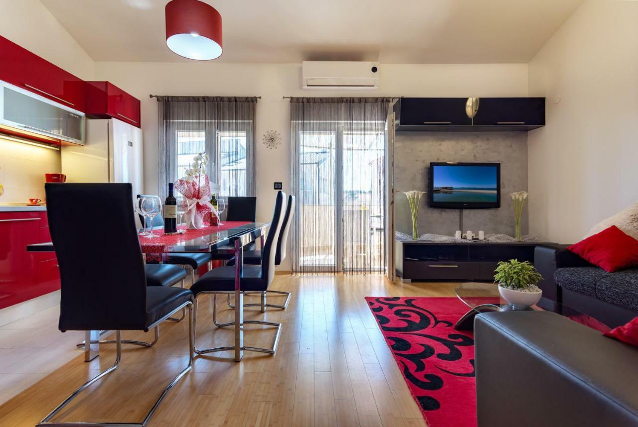 Apartment Ina Pula Luaran gambar