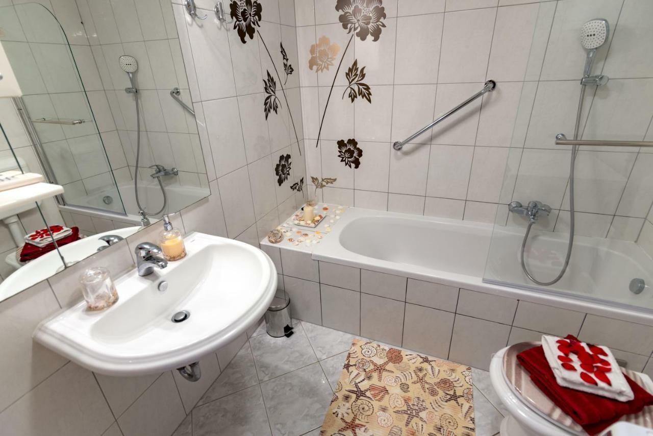 Apartment Ina Pula Luaran gambar